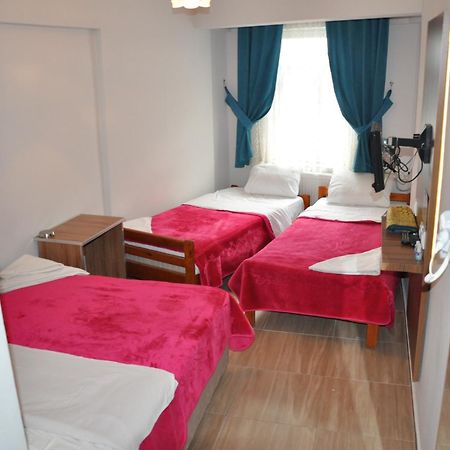 Hotel Altug Isparta Quarto foto